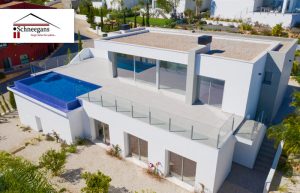 Read more about the article Lirios Design Cumbre del Sol, Moderne Villa Zum verkauf